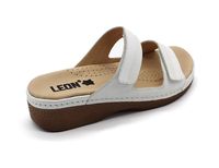 Leons Livie - Biela