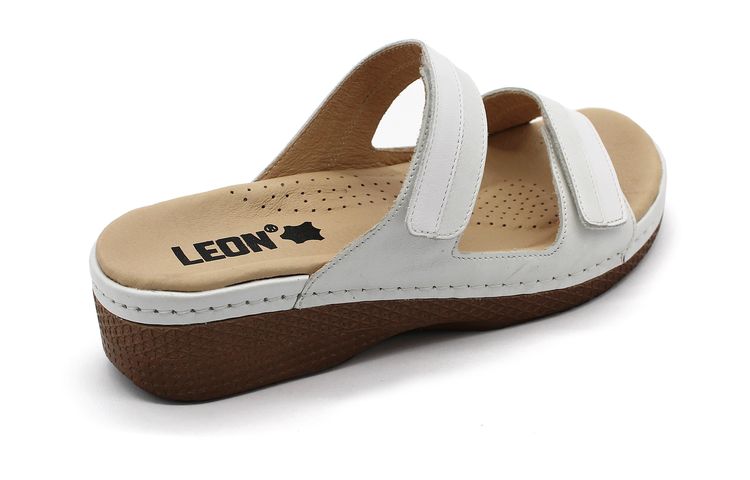 Leons Livie - Biela